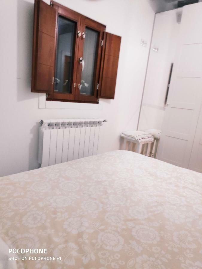 Apartamento Sayly Burgos Exterior photo